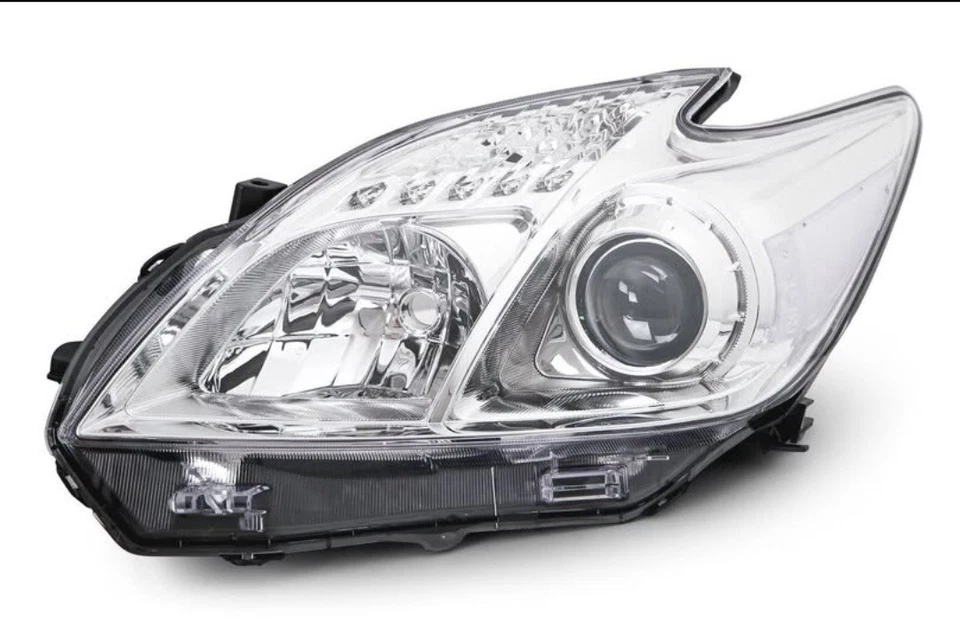 Toyota Prius 2011/15 RHD Brandnew Headlights. Driverside/Passenger side.UK LEGAL - Image 4 of 4