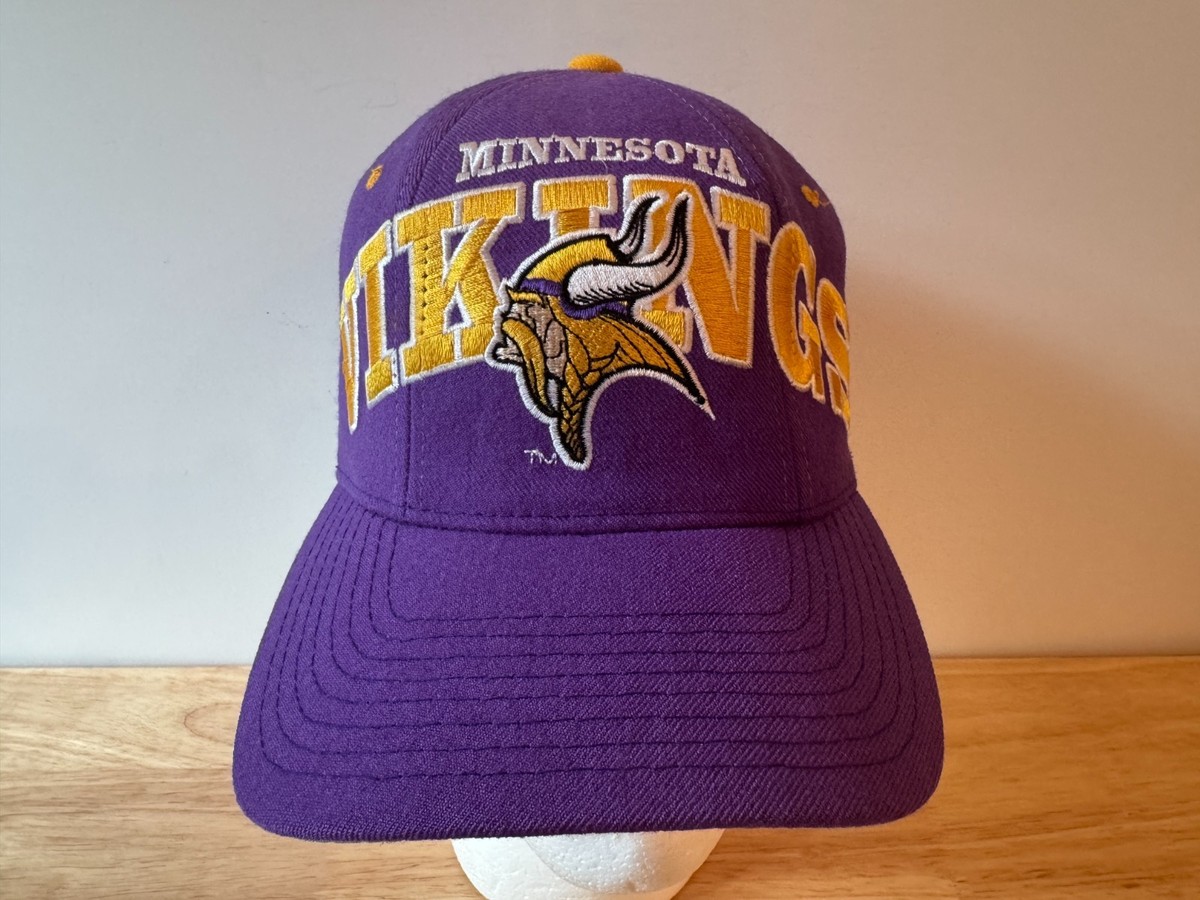 Vintage NFL Minnesota Vikings Starter Pro Line 100% Wool Snapback