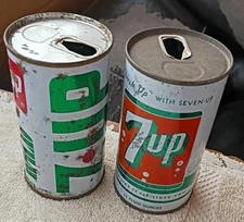2 VINTAGE ANTIQUE 7UP 12OZ STRAIGHT STEEL SODA POP CANS SEVEN UP