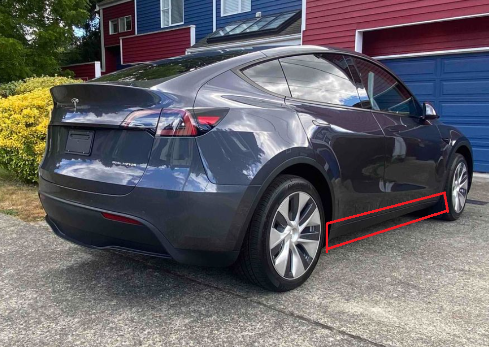 OEM Tesla Model Y Right MOLDING SIDE SKIRT LOWER Rocker
