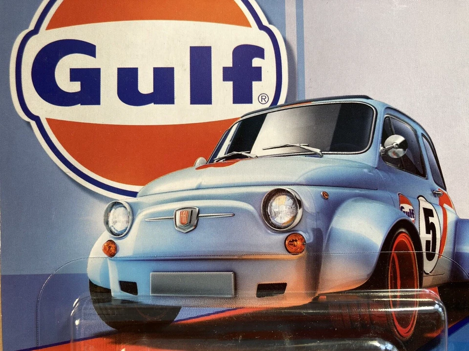 Hot Wheels Premium Car Culture Gulf años 60 Fiat 500D Modificado en Real Riders Foto 4 de 4