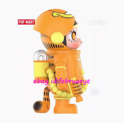 Popmart Mega Space Molly 400% Garfield Action Figures Toy In Popmart Mega Space Molly 400% Garfield Action Figures Toy In