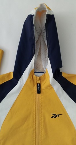 Reebok Raincoat Hoodie Hooded Vinyl LOGO Jacket Lined Child Kid Size 4 and 5 - Picture 3 of 6