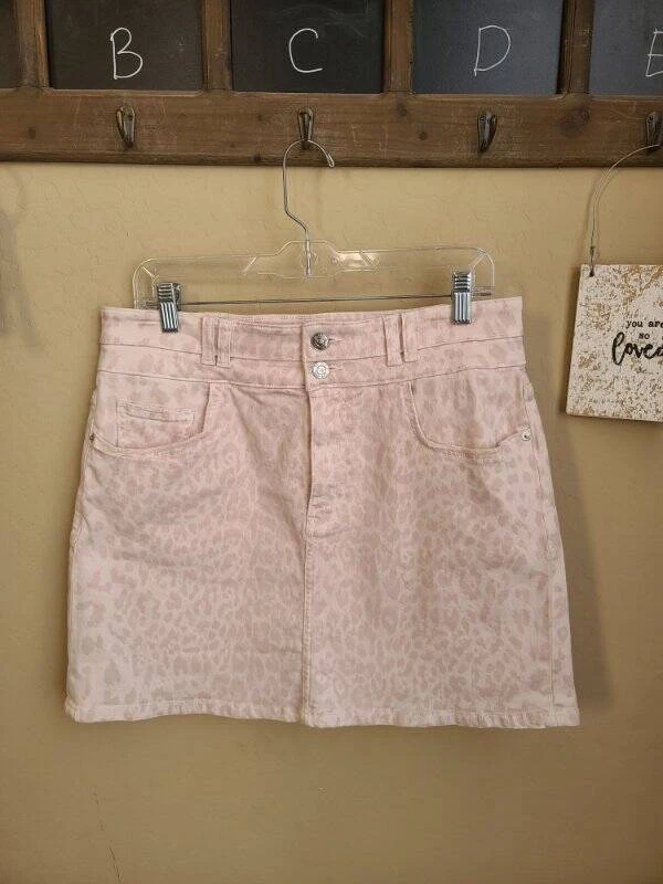 NWT SZ 31 $228 Current Elliott The Flute Pink Leopard Print Denim Skirt - Image 4 of 4