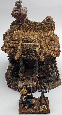 Boyds Bears - Bearly Built Villages; Matthews Bungalow, in Schachtel