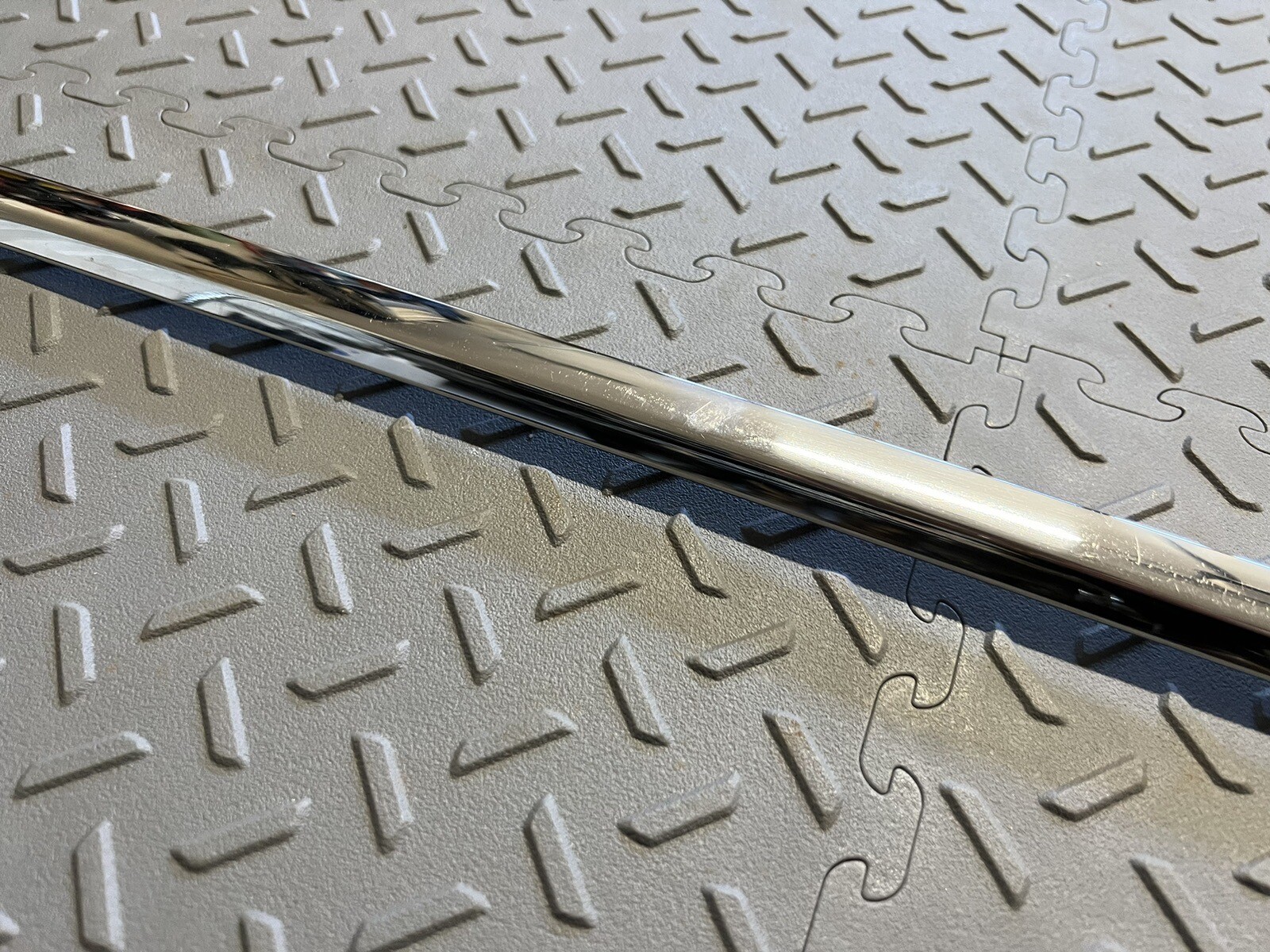 2011-2018 BENTLEY CONTINENTAL LEFT DOOR WAISTLINE CHROME TRIM STRIP 3W7853767C