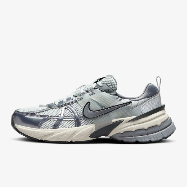 Мужская/женская обувь Nike V2K Run Pure Platinum (FD0736-003) доставлена в ускоренном порядке