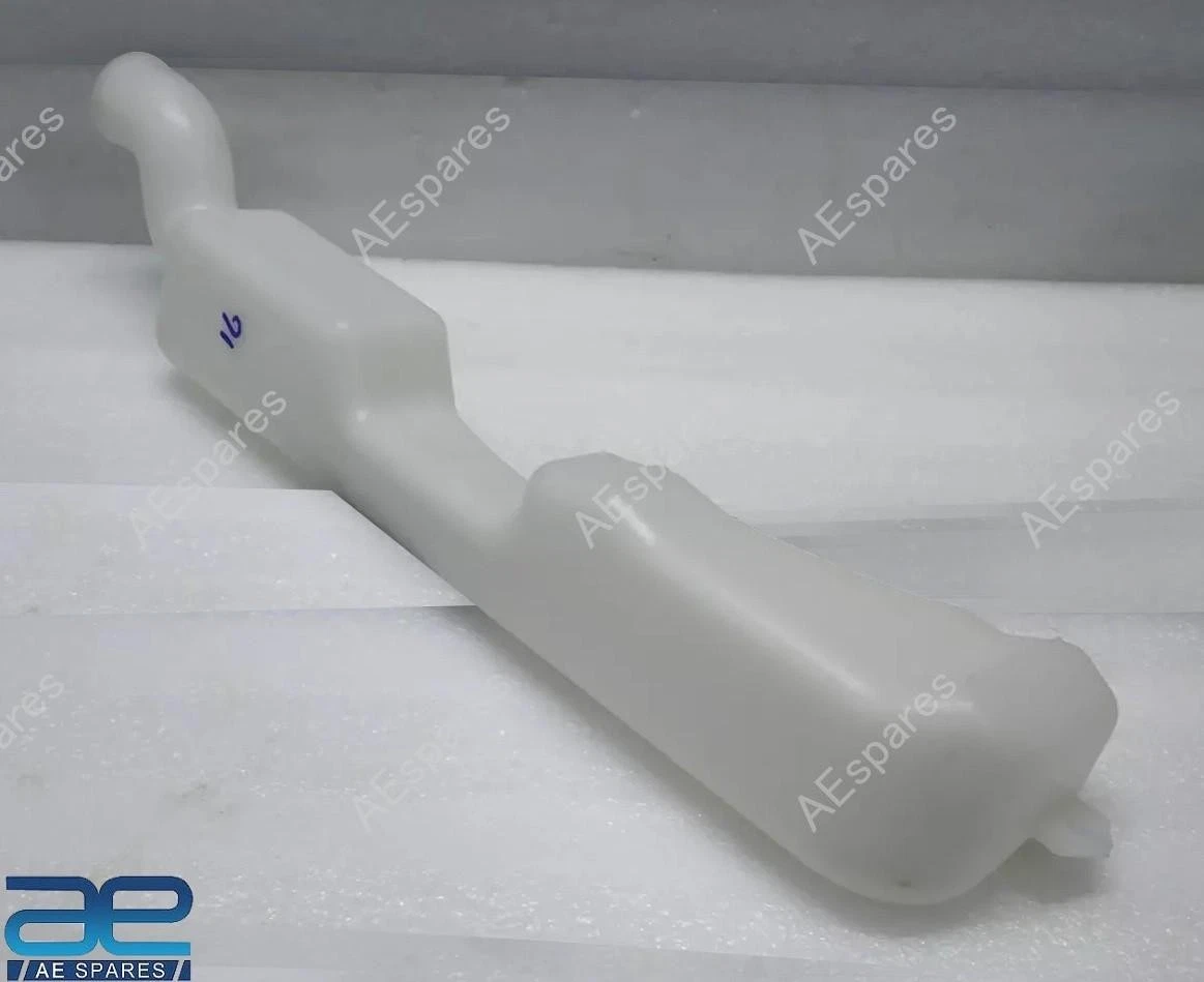 Water Reserve Coolant Tank For Suzuki Swift & Swift Dzire 2013-2016 17931M71P00 view 2