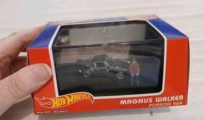Hot Wheels RLC Urban Outlaw Porsche 964 with Magnus Walker figure