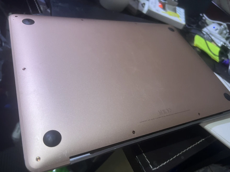 Apple MacBook Air 2018 8gb RAM 256 Gb - Image 4 of 4