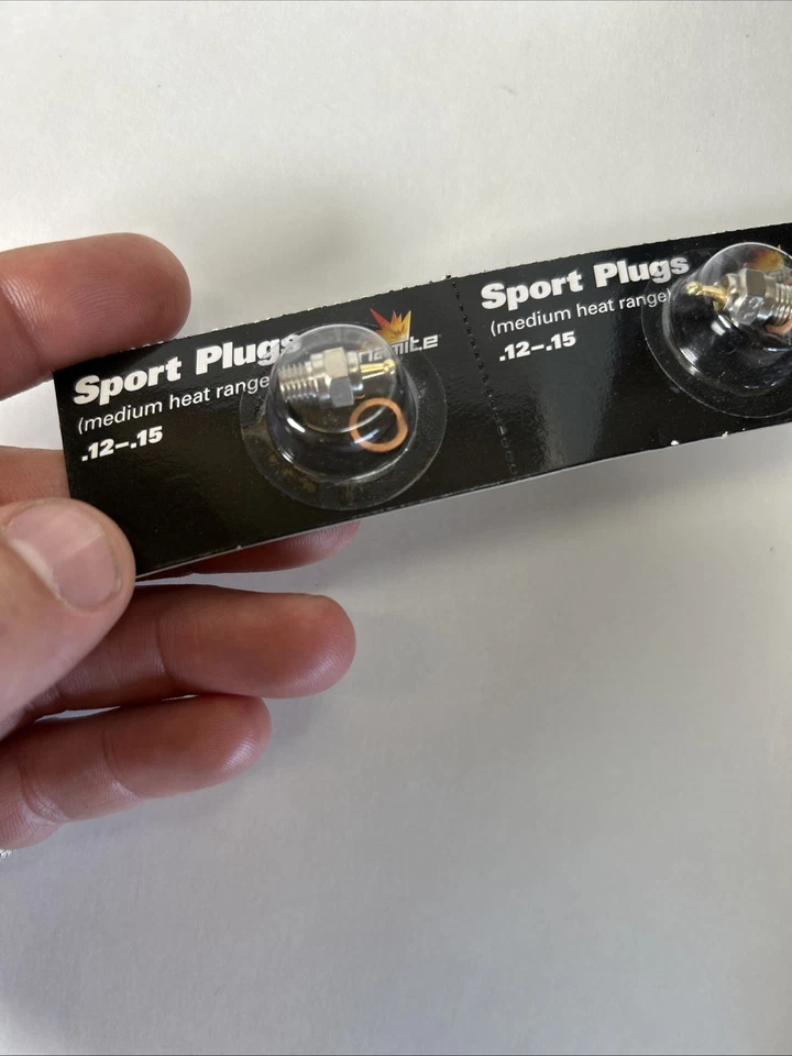 Brand New Dynamite Sport Glow Plugs .12-.15 DYN2500 Glow Plugs Genuine - Image 4 of 4