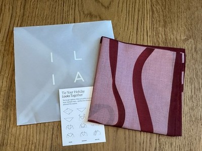 ILIA Beauty Pink Burgundy Abstract Print 100% Cotton Square Scarf Neckerchief