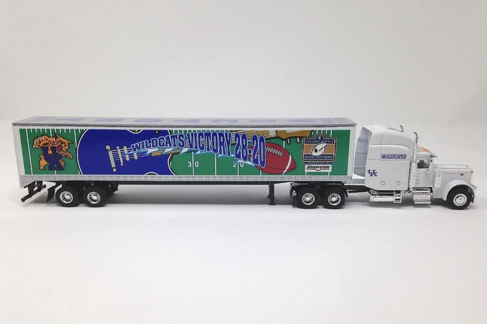 University Kentucky 06 MUSIC CITY BOWL Diecast 1 of 135 - Image 4 of 4
