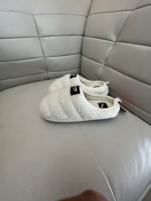 puma scuff sherpa white slide size