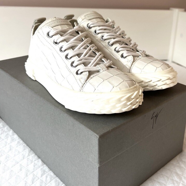 Guisspee Mens sneaker size8 box real alligator Real Crocodile Sneakers: Men main image 3