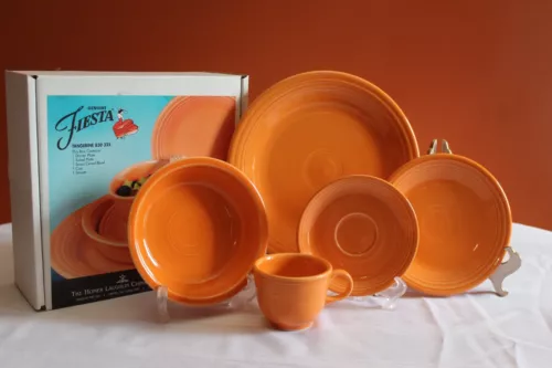 Fiestaware 5-Piece Place Setting Retired 2003-2017 TANGERINE 830-325 New in Box