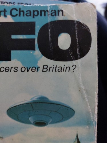 UFO - Flying Saucers over Britain? by Robert Chapman (1974 PB) - Picture 2 of 3