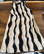 Black Beige Wavy Stripe Shift Dress Sleeveless Knee Length Women