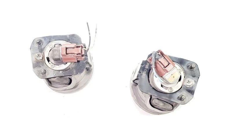 2003 2004 2005 Infiniti FX35 OEM Pair Fog Lights Has Wear - Image 3 of 4