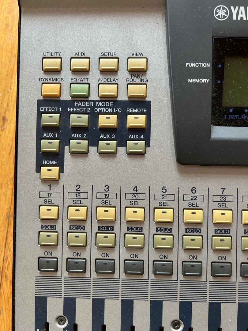 Yamaha 01V Digital Mixing Console 16-Channel Programmable Yamaha 01V Digital Mixing Console 16-Channel Programmable