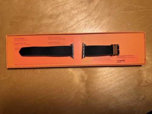 2 Hermes Leather Bands for Apple Watch - * Watch Now has a crack - Picture 2 of 5