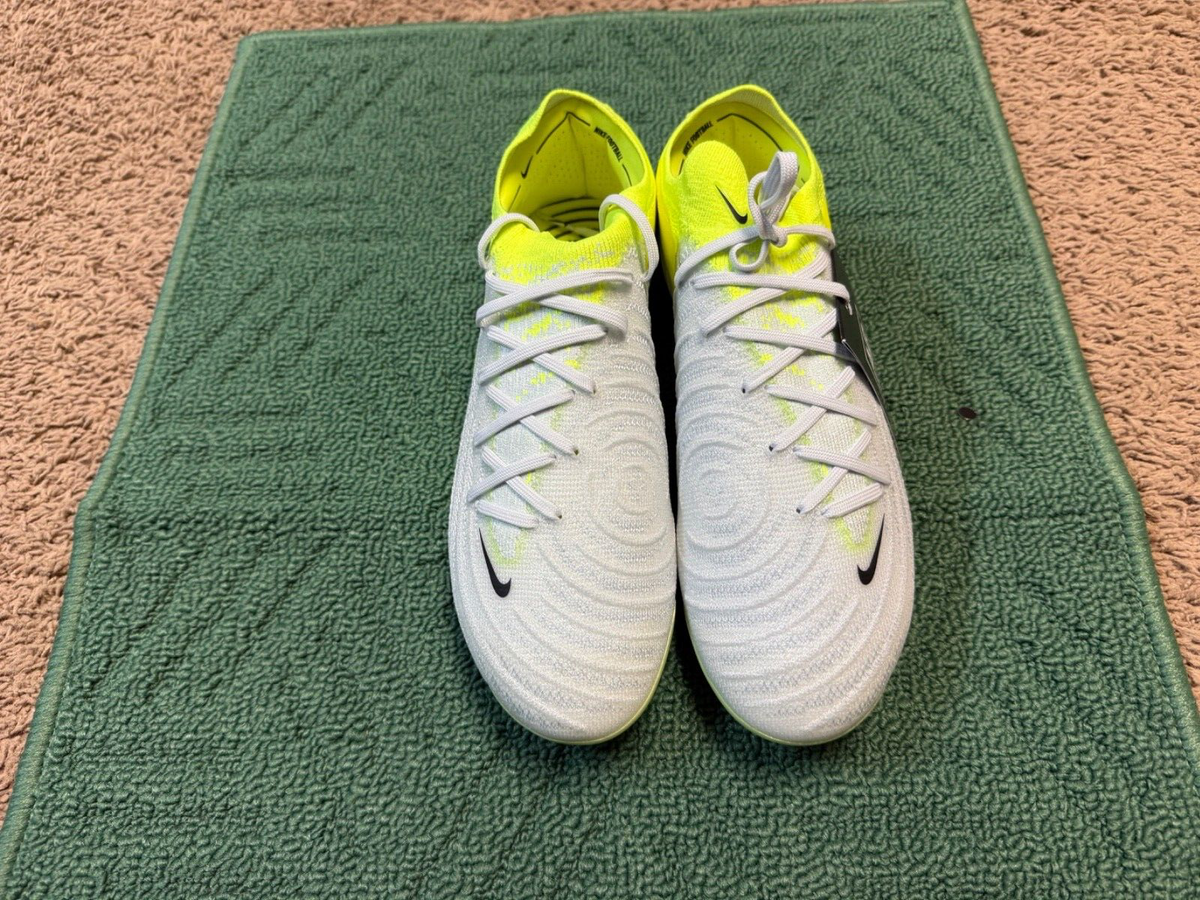 Nike Phantom GX 2 Elite AG-Pro Men's Size 8 Soccer Cleats Nike Phantom GX 2 Elite AG-Pro Men's Size 8 Soccer Cleats