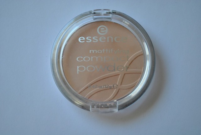 essence compact powder