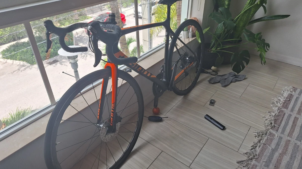 Giant Carbon Fiber Bikes Racing Bike for sale | eBay