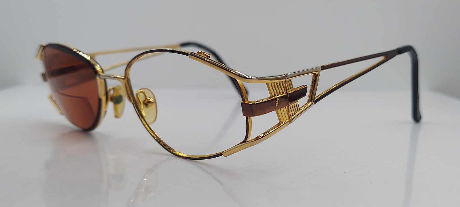 Vintage Beverly Johnson BE-26 Black Gold Oval Met… - image 2