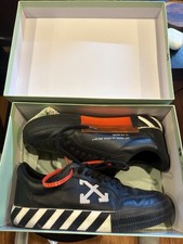 Off-White Black Vulcanized Canvas Low Top Sne...