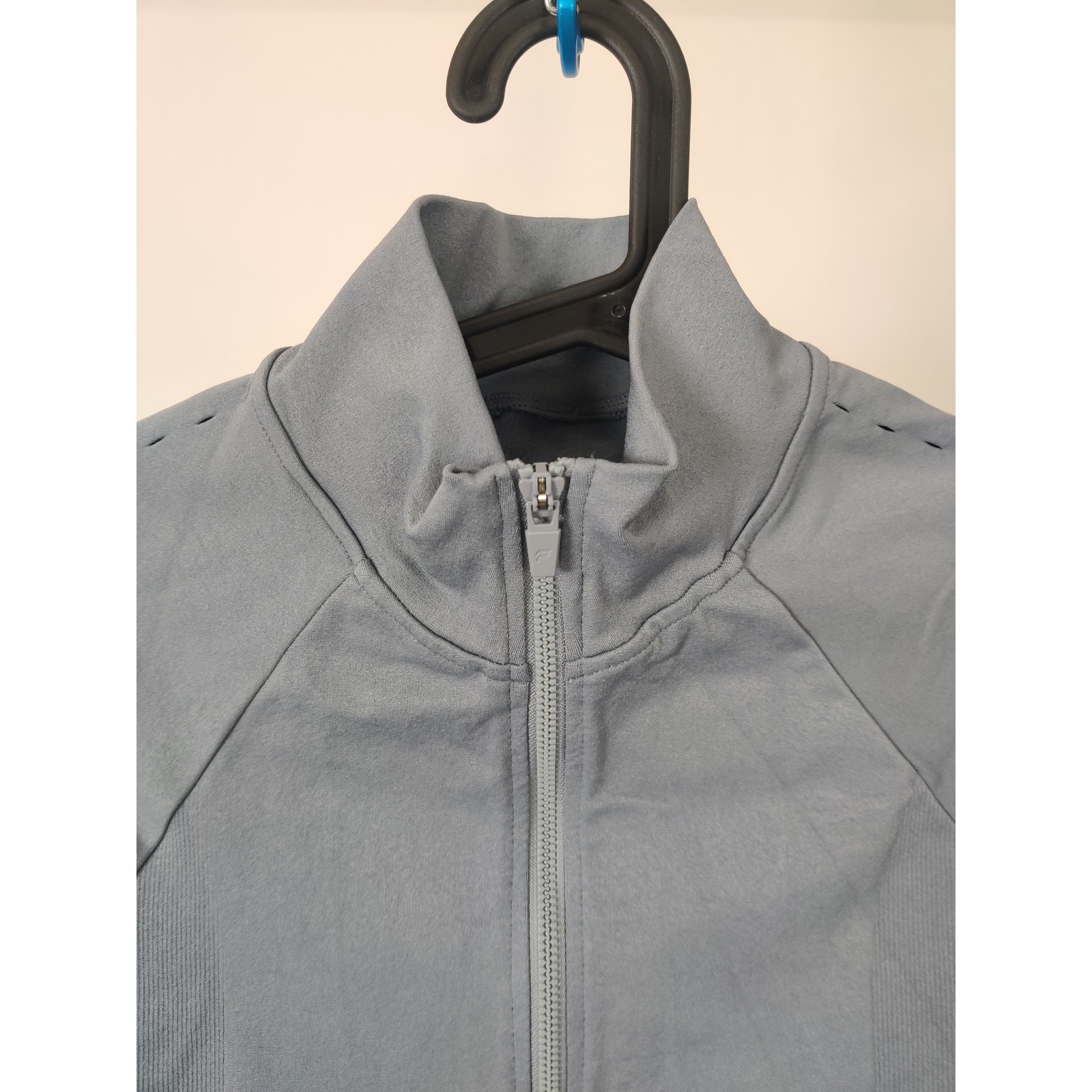 Fabletics Women’s Full Zip Athletic Jacket Gray B… - image 8