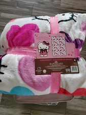Hello Kitty white Plush Throw Blanket with he...