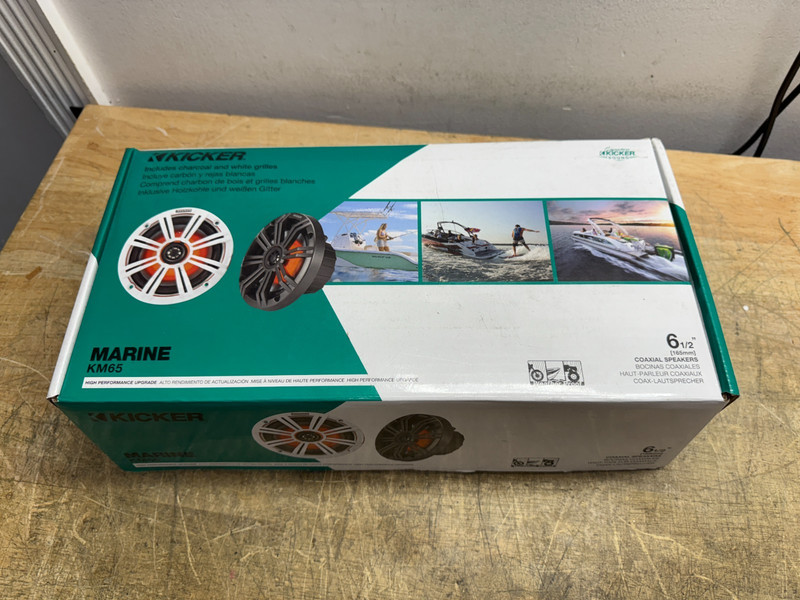 Kicker 48KM654L  Marine Speakers ( PAIR )