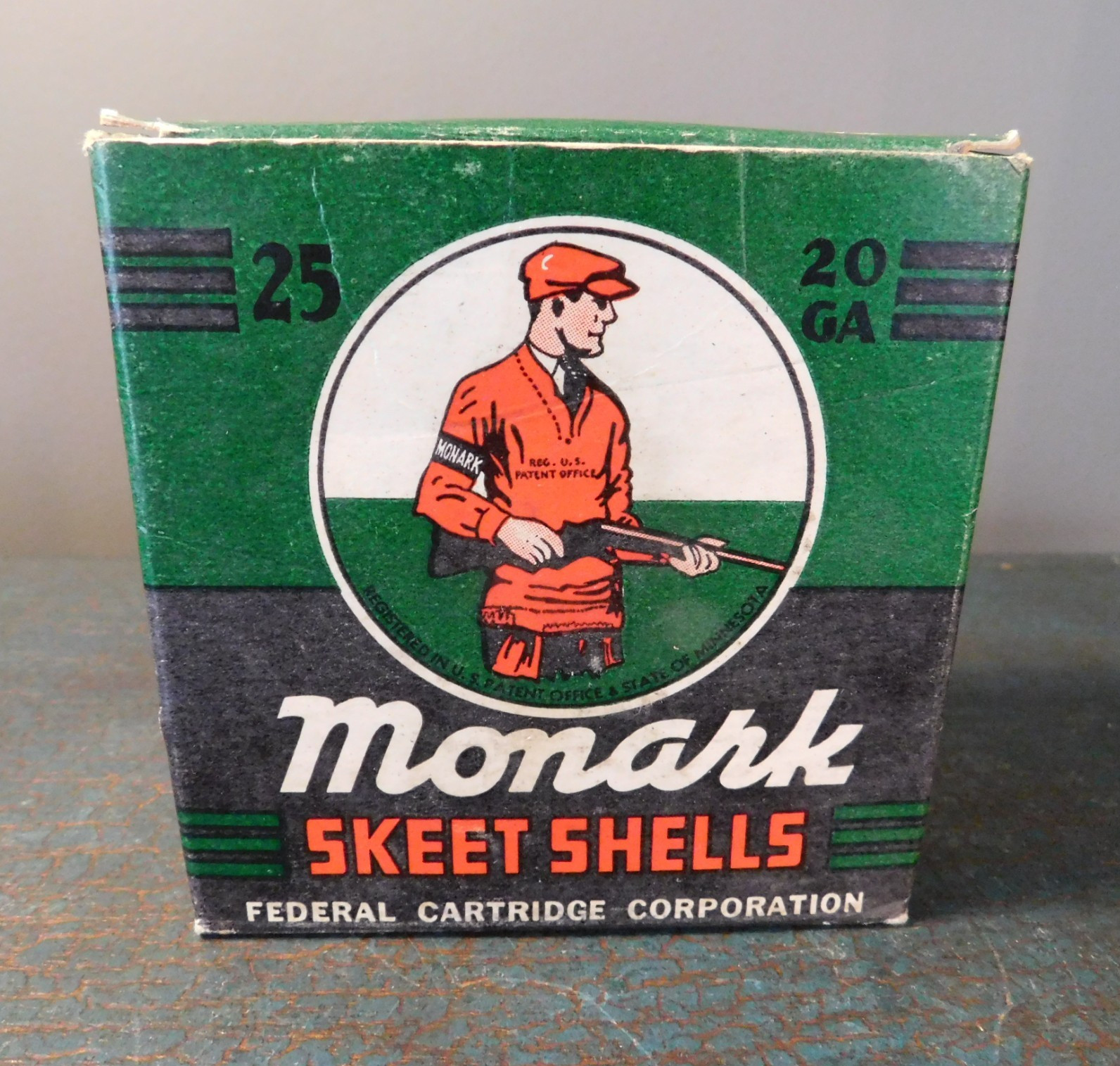 Vtg. EMPTY 1950's MONARK SKEET SHELL 2O GA. BOX / FEDERAL CARTRIDGE CORPORATION