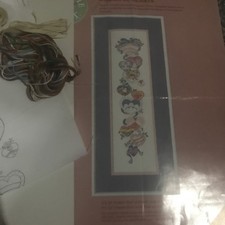 Vtg Rare Dimensions From The Heart RIBBON OF HEARTS Crewel Embroidery '89 Kit