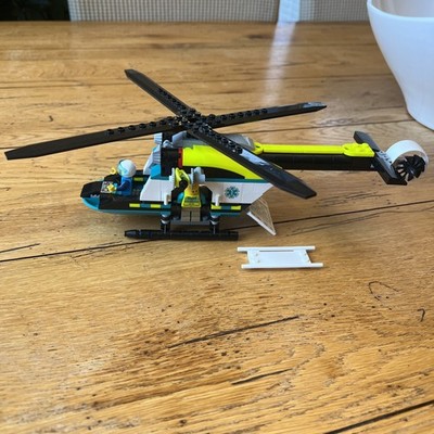 LEGO City 60405: Emergency Rescue Helicopter NOT Complete, No Box