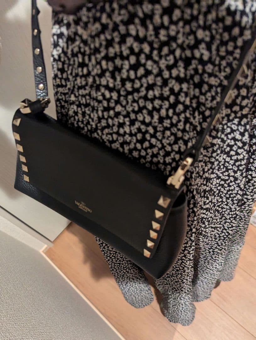 VALENTINO Women Rockstud Mini Shoulder bag Leather Black Gold from japan thumbnail 16