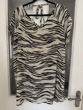 BRAND NEW NEXT CREAM & BLACK V NECK ANIMAL PRINT DRESS WITH TIES - SIZE 22!!