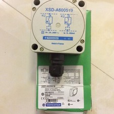 New Schneider XSD-A600519 Block Inductive Proximity Sensor XSDA600519 60mm Range