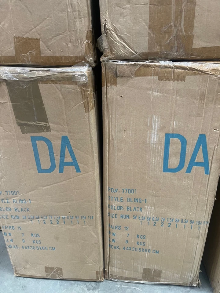 VENTA AL POR MAYOR Zapatos Bonnibel Bling-1 Mujer Brillo Stiletto Tobillo Puño Sandalias Bomba Foto 2 de 4