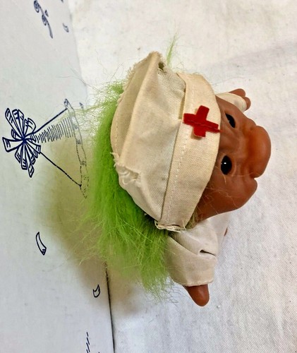 Vintage Dam Norfin Troll 5” Medical Doctor 1986 Doll Nurse Green Hair Hat Outfit - Picture 10 of 12