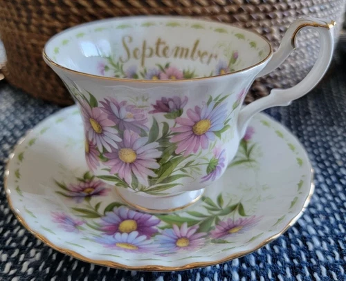 Royal Albert Flower Of The Month September  Daisy Tea Cup Saucer