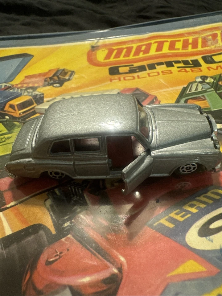 Yatming No. 1051 Phantom VI Rolls-Royce 1:64 Diecast Hong Kong NICE! - Image 3 of 4