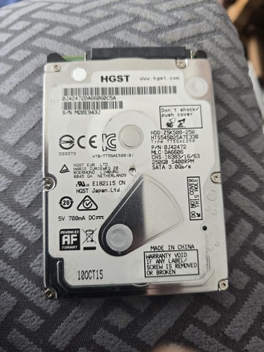 HGST Travelstar Z5K500 HTS545025A7E630 250GB 2,5" - SATA 0J42472