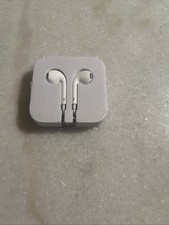 NEW Original OEM Apple iPod EarPods Wired 3.5mm Headset Earbud Headphones