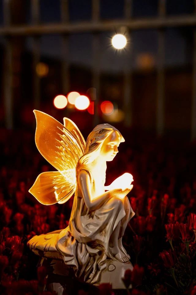 Angel Holding Dove Bird Sculpture Solar Light (A15) - Image 4 of 4