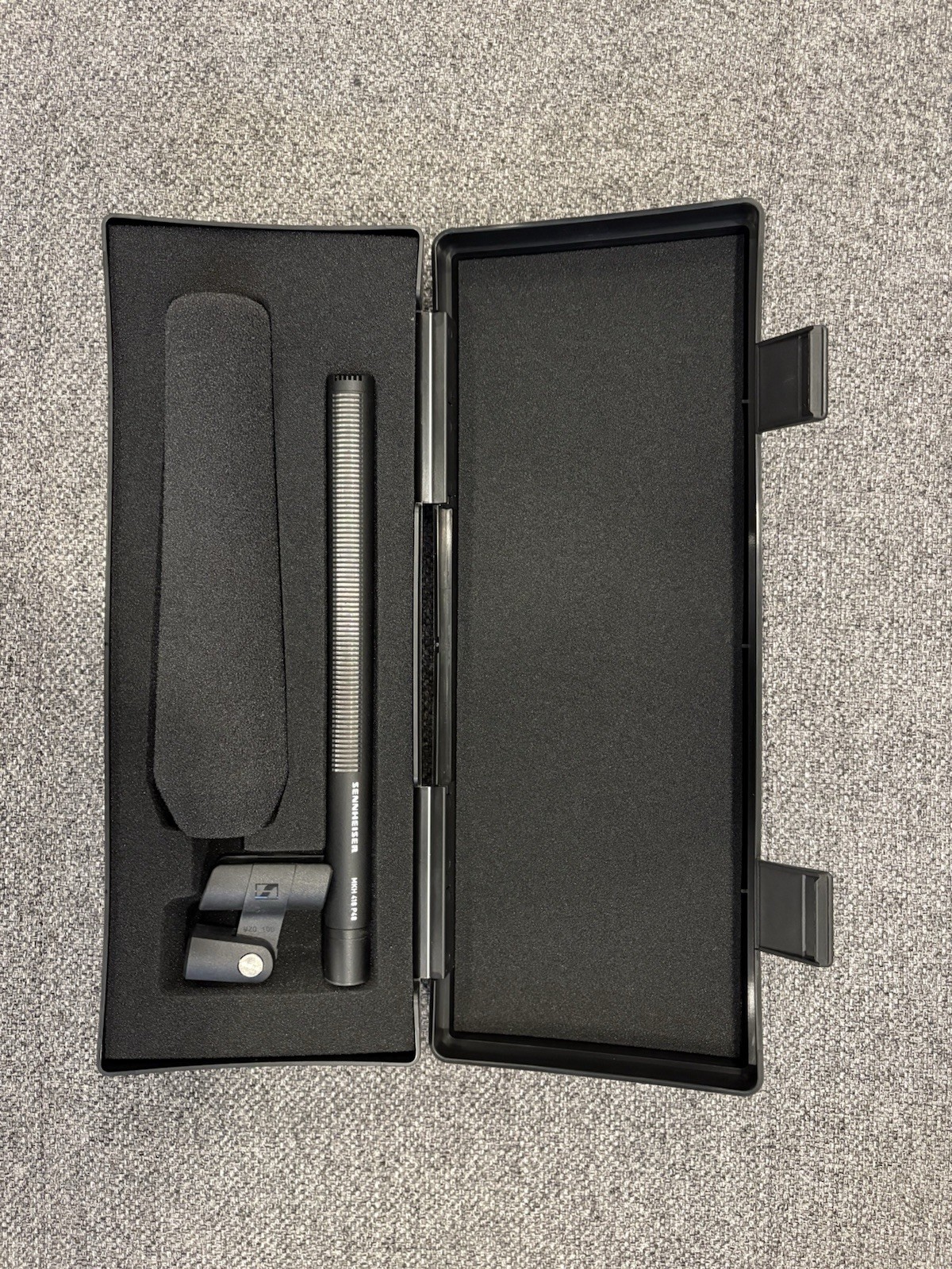 Sennheiser MKH 416 P48 Compact Super-Cardioid Shotgun Microphone - Black