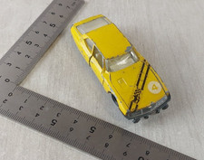 Ancienne voiture, Citroën Maserati SM jaune, Majorette