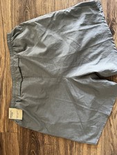 Nike Dry Fit Athletic Shorts Size Large , Grey , 7 Length - New with Tags