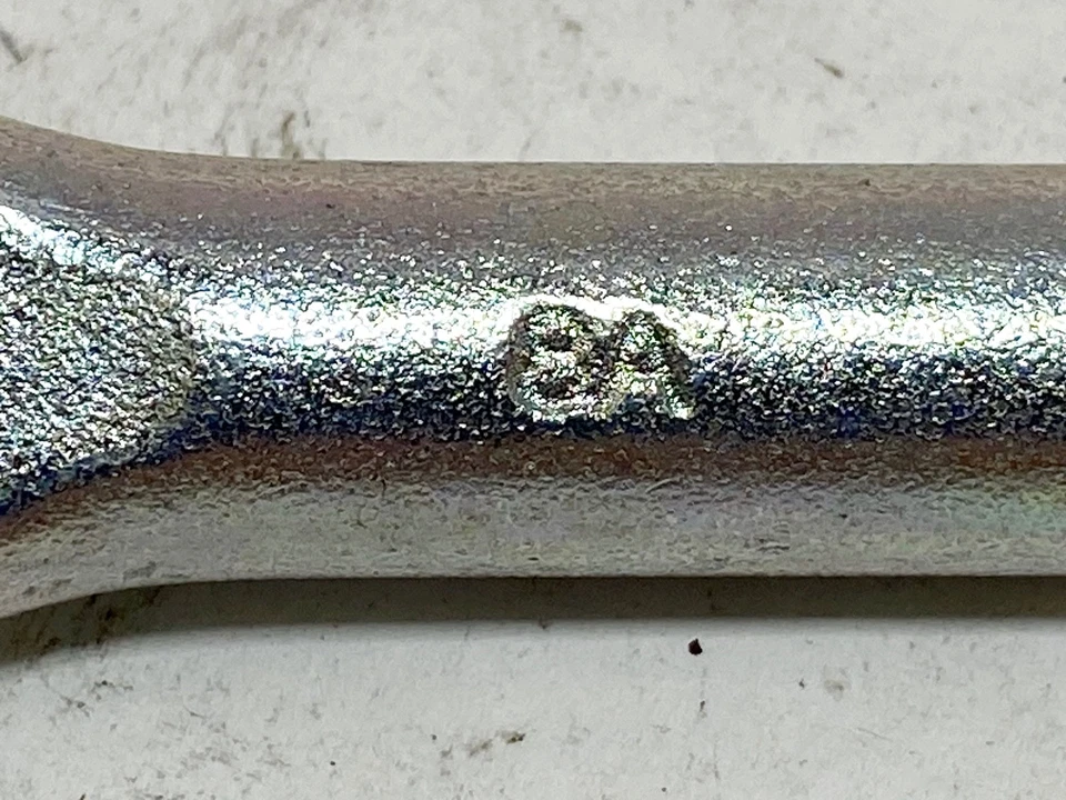 14-23 INFINITI Q50 Q60 RUEDA DE REPUESTO TUERCA LLAVE HERRAMIENTA OEM Foto 3 de 3